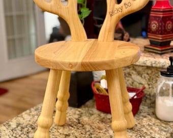 Personalized Wooden Children's Chair, Personalized Antler Chair for Toddlers, Kids Play Lunch School Chair with Name, Wood Deer Antler Chair
