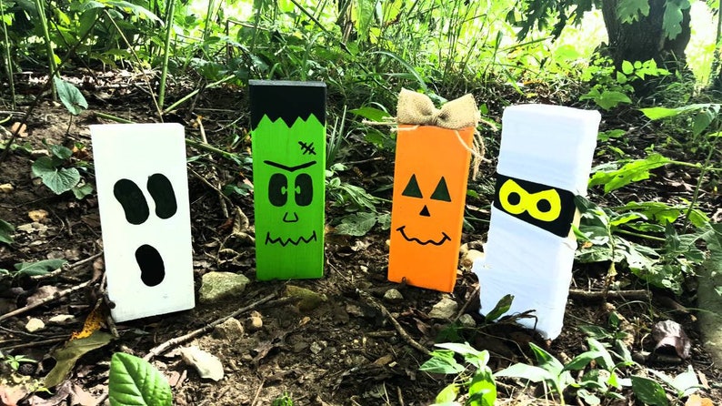 Wooden Halloween Decor Set of 5, Halloween Character Blocks, Scarecrow, Mummy, Frankenstein, Ghost, Black Cat image 5