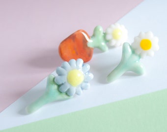 ceramic flower pin, clay brooch