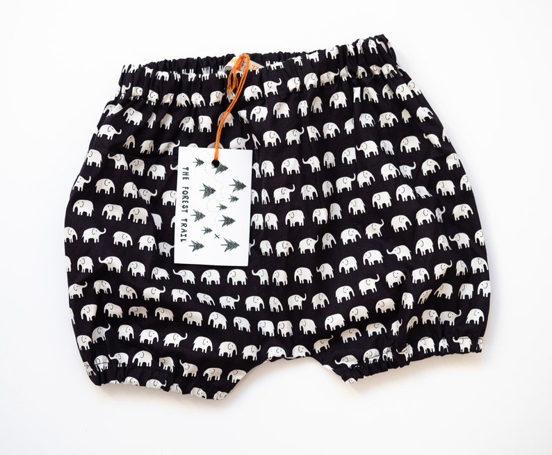 SALE size 12-18 months 100/% cotton Bloomers with elephant print