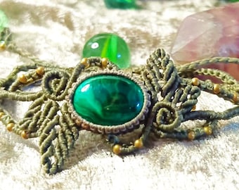 Natural Malachite Green Gemstone Boho Leaf Healing Crystal Macrame Bracelet,  Handmade Jewelry, Waxed Thread Boho  Heart Chakra Gift for Her