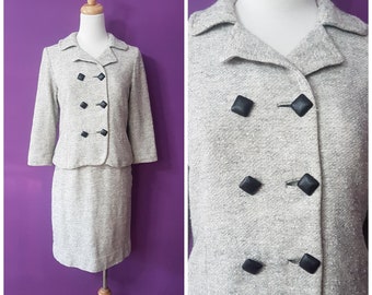 Vintage 1960s Light Grey Wool Suit Jacket and Skirt Two Piece with Black Leather Buttons Mod Style Tailor-Made in Taiwan Small Size