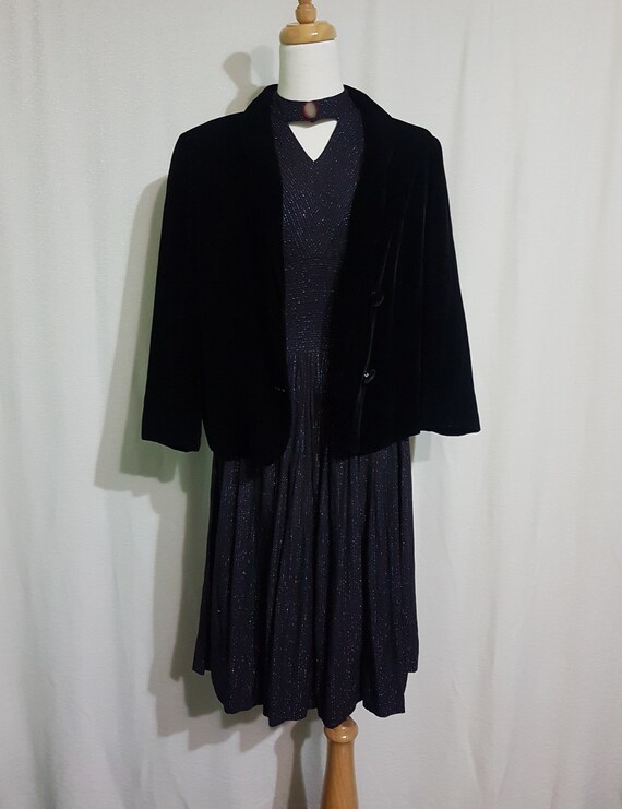 1950s 1960s Black Velvet Jacket Tailor Made in Ta… - image 3