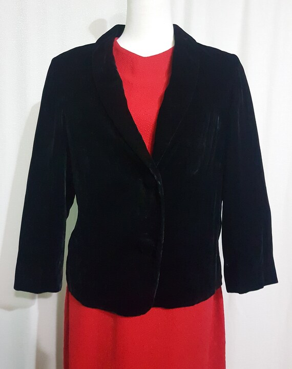 1950s 1960s Black Velvet Jacket Tailor Made in Ta… - image 2