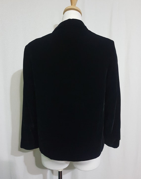 1950s 1960s Black Velvet Jacket Tailor Made in Ta… - image 6