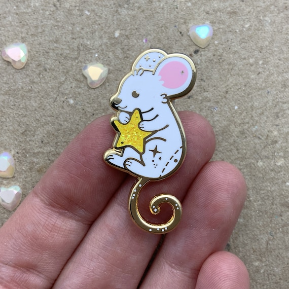 ClaireDelepee Star-catching Mouse : A Cute - Kawaii Pins - Cute Enamel Pins - Mouse Enamel Pin- Mouse Jewelry- Cute Pins