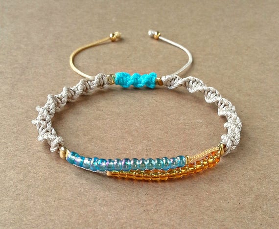 Spiral knot bracelet deals