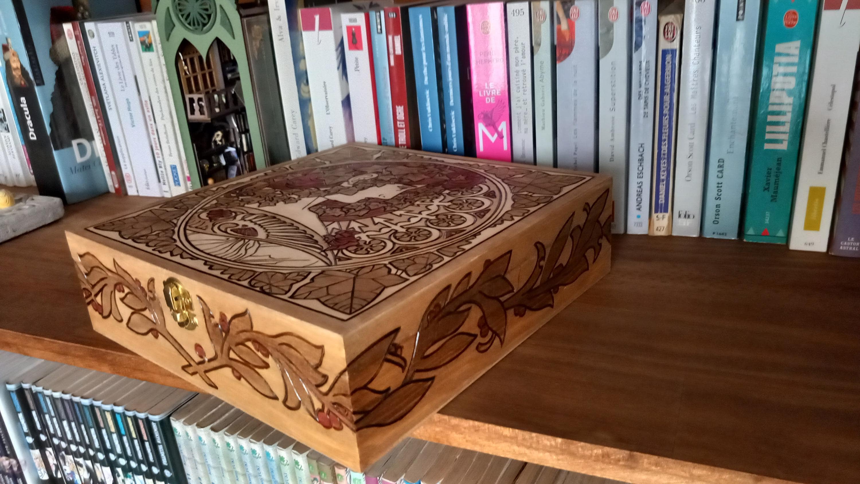 Art Nouveau Box, Mucha, Wooden Chest Engraved, Tea Box, Carved