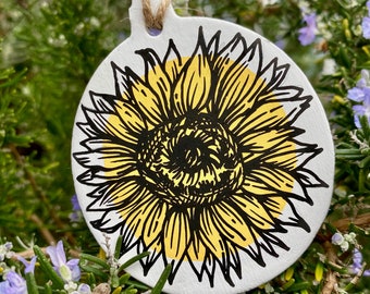 Sunflower Clay Ornament | Sunflower Decoration | Illustration | Hand Drawn | Sunflower | Spring | Easter | Mother's Day | Valentine's Day