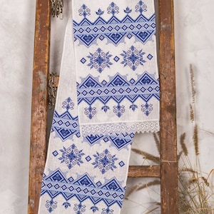 Ukrainisches traditionelles besticktes Handtuch - Ruschnyk