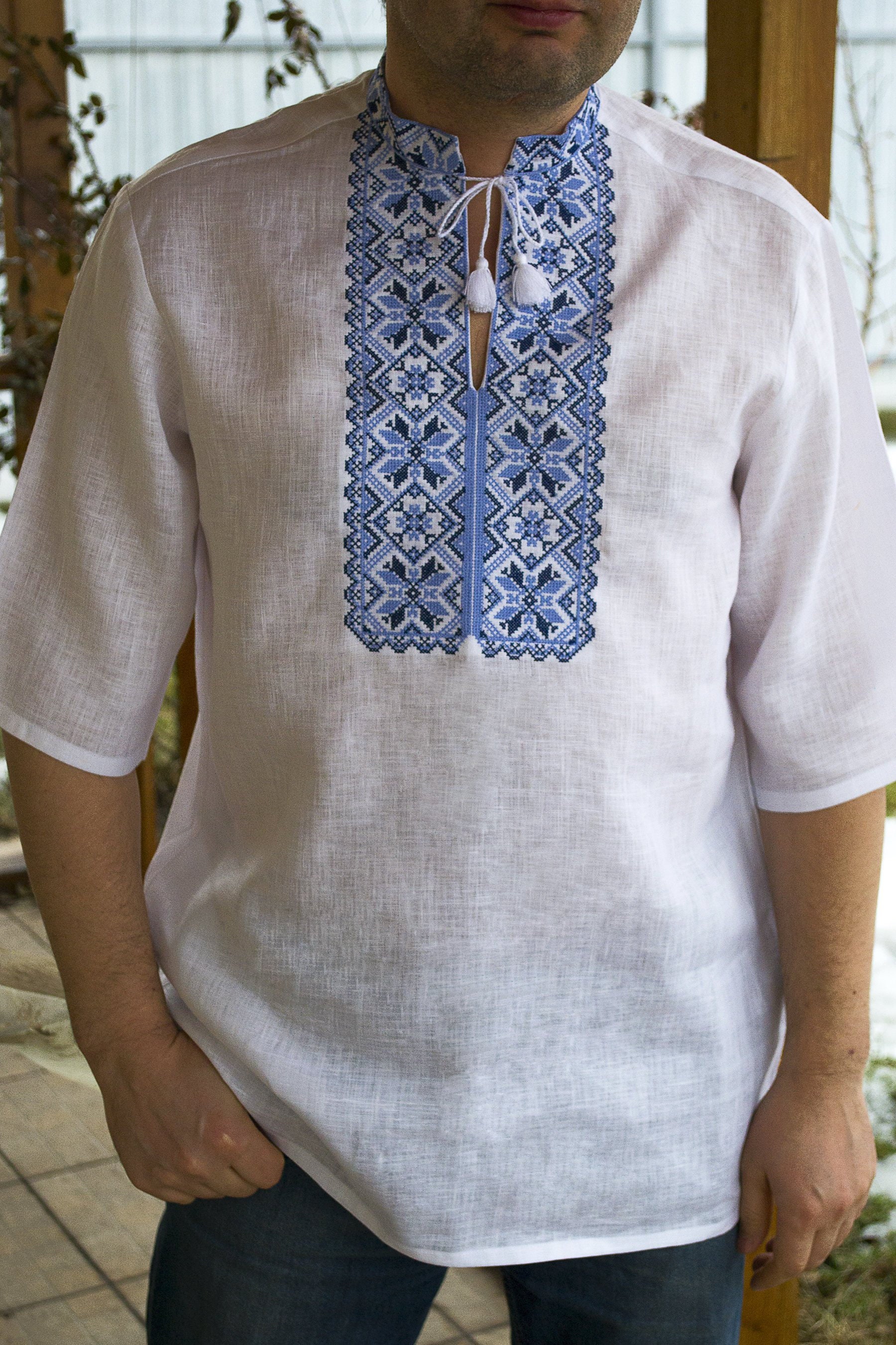 Ukrainian Men/'s short sleeve Vyshyvanka with beige embroidery
