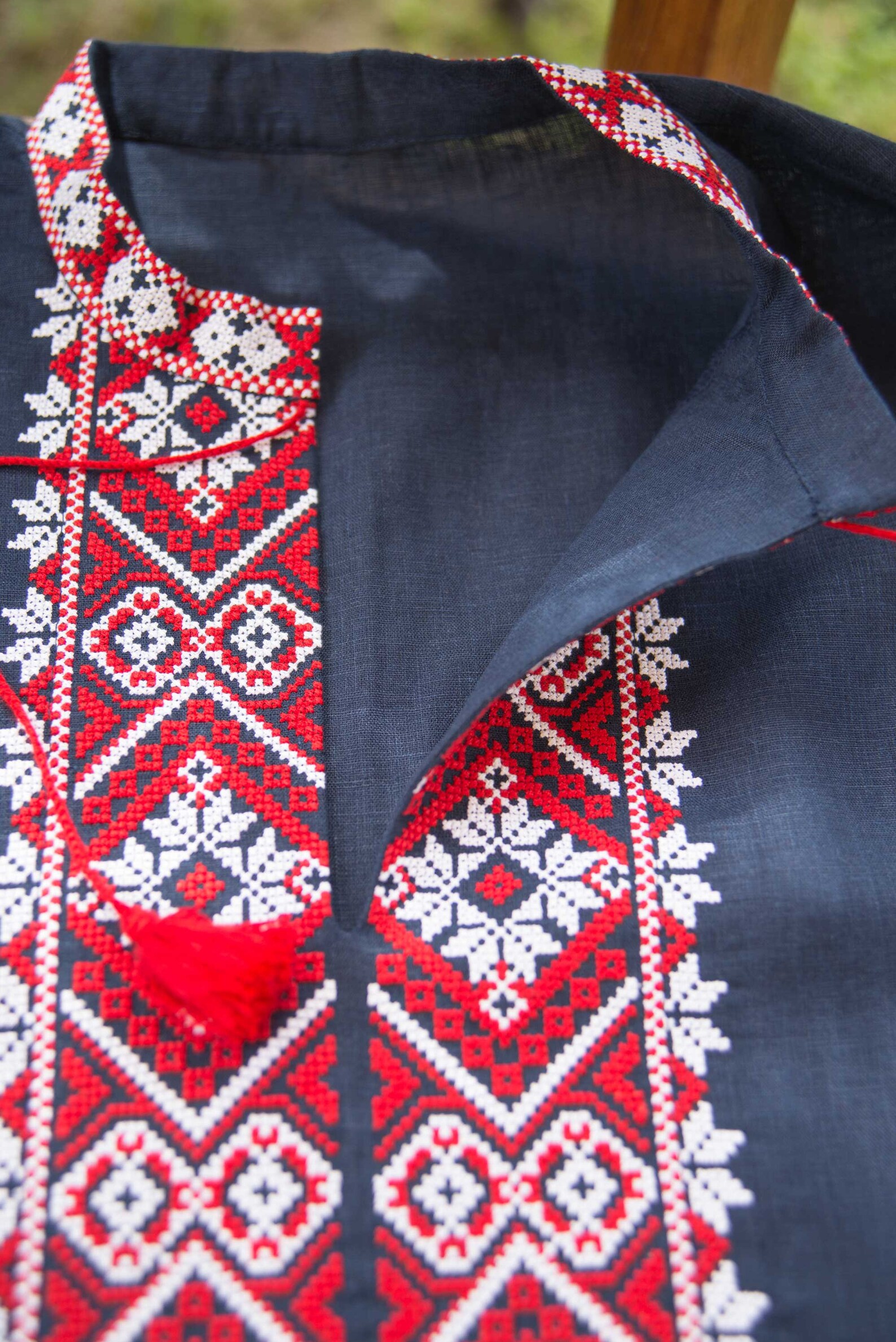 Men’s Dark Blue Vyshyvanka With Traditional Embroidery Long Sleeve main image 0