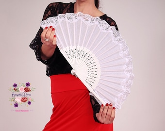 White Wooden Semi Pericón Fan with lace. Goyesco Spanish Flamenco Dancer Openwork Rods
