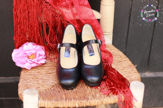 Zapatos para Flamenco Color Rojo y Lunares Negros - Tallas para Niña y Mujer