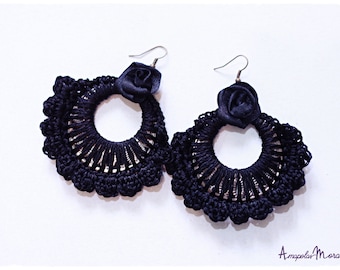 Hoop earrings crochet fabric with satin flower. Made whit vegetable silk.
