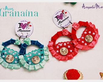 Granaína ring hoops decorated with velvet, lace, cameo and pearls. Fine finishing of satin flower. Flamenco Dance