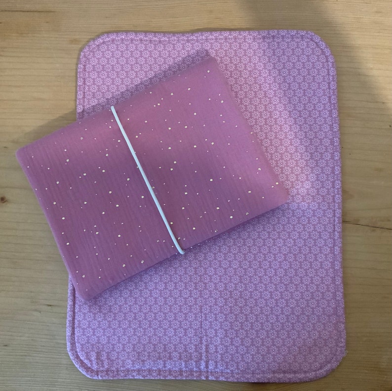 Doll changing bag with blanket image 1