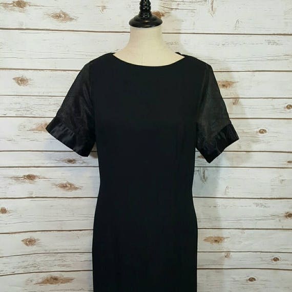 Vintage, 70's, Black mod shift dress w/ sheer sle