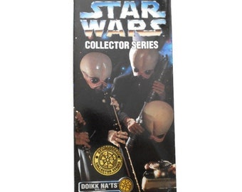 Star Wars Collector Series:  Cantina Band Doikk Na'ts With Fizzz 1997 Kenner 12 Inch Figure