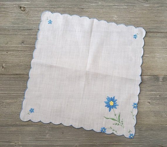 Pale Pink Hankie, Blue Embroidered Flowers, Vinta… - image 4