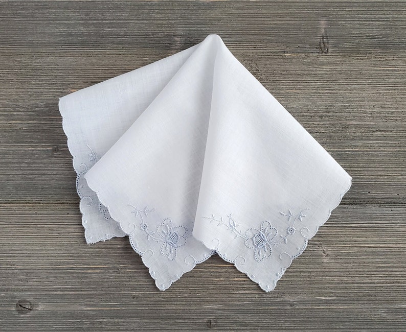 Pale Blue Embroidery, White Vintage Handkerchief, Wedding Hankie, Bride's Something Blue Bild 2