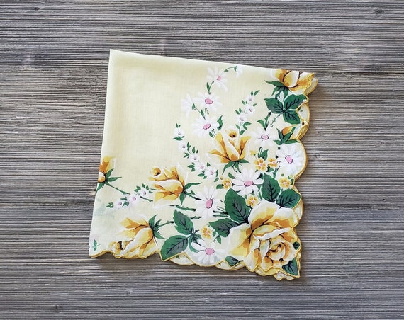 Yellow Rose Garden Hankie, Roses & Daisies, Flora… - image 3