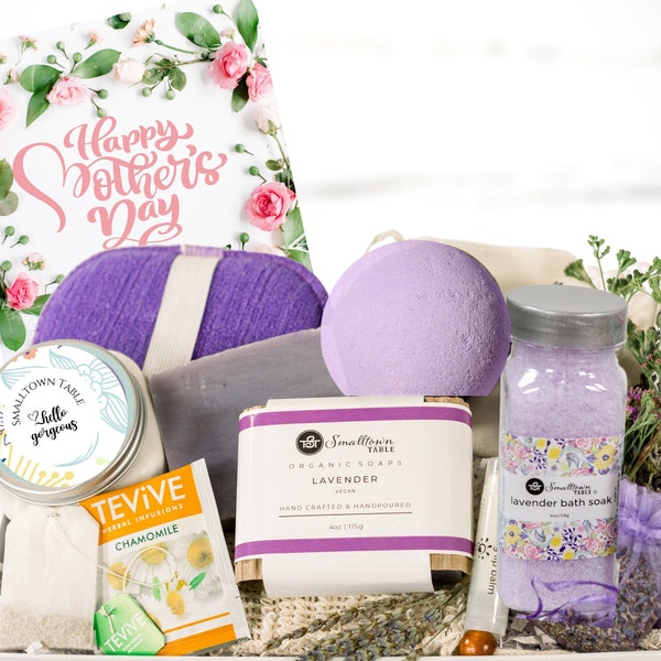 Mother's Day Gift Box for Women, Self-Care Spa Set for Mom, for Grandma, Mother-in-Law, Relaxing Bath Set, Lavender Gift Basket for Her