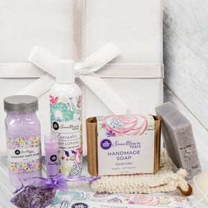 Organic Spa Gift Box for Her, Self Care Package for Women, Stress Relief Relaxation Gift, Gifts for Mom, Best Friend Gifts, Lavender Spa Set