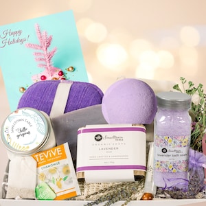 Christmas Gift Box for Women, Self-Care Spa Set for Mom, for Grandma, Mother-in-Law, Relaxing Bath Set, Lavender Gift Basket for Her