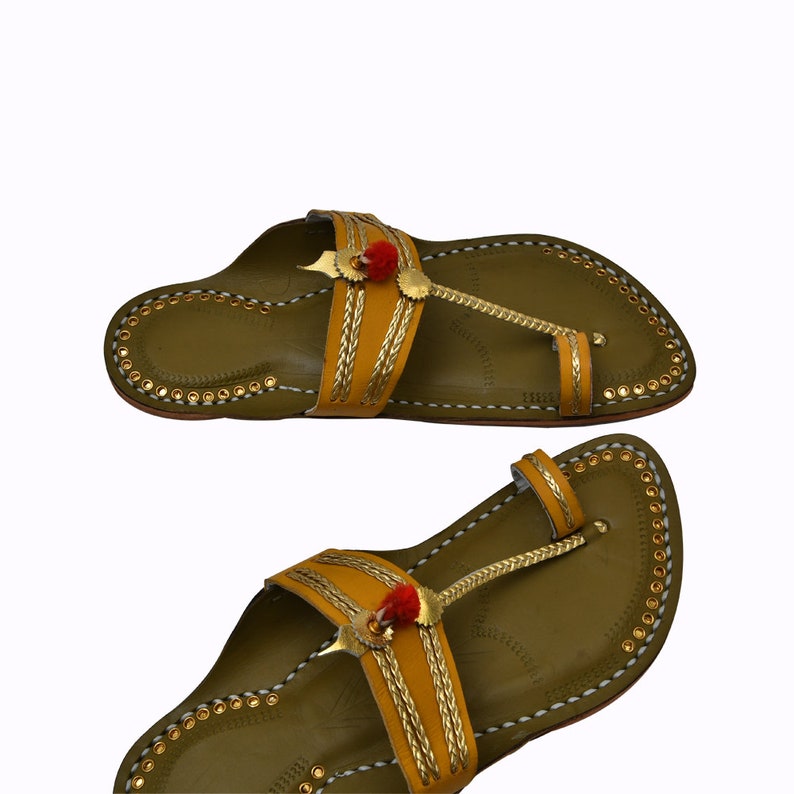 bridal chappals for wedding ceremony