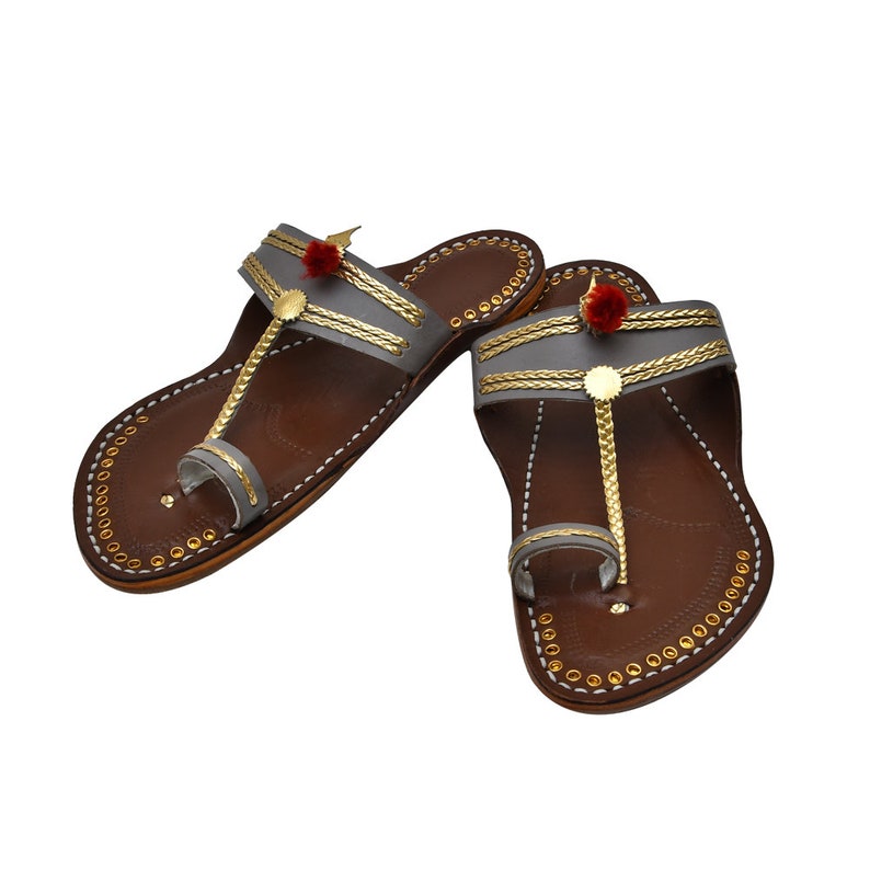 kolhapuri chappal male
