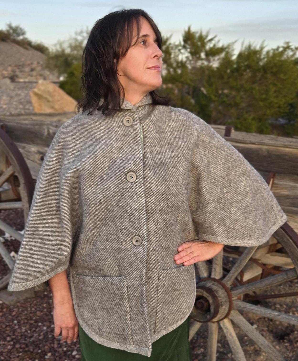 1980s 80s VIntage 100% Marino Wool Grey Cape Coat with