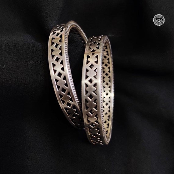 Vintage Sterling Silver 925 Bangle, 1990s Etched Silver