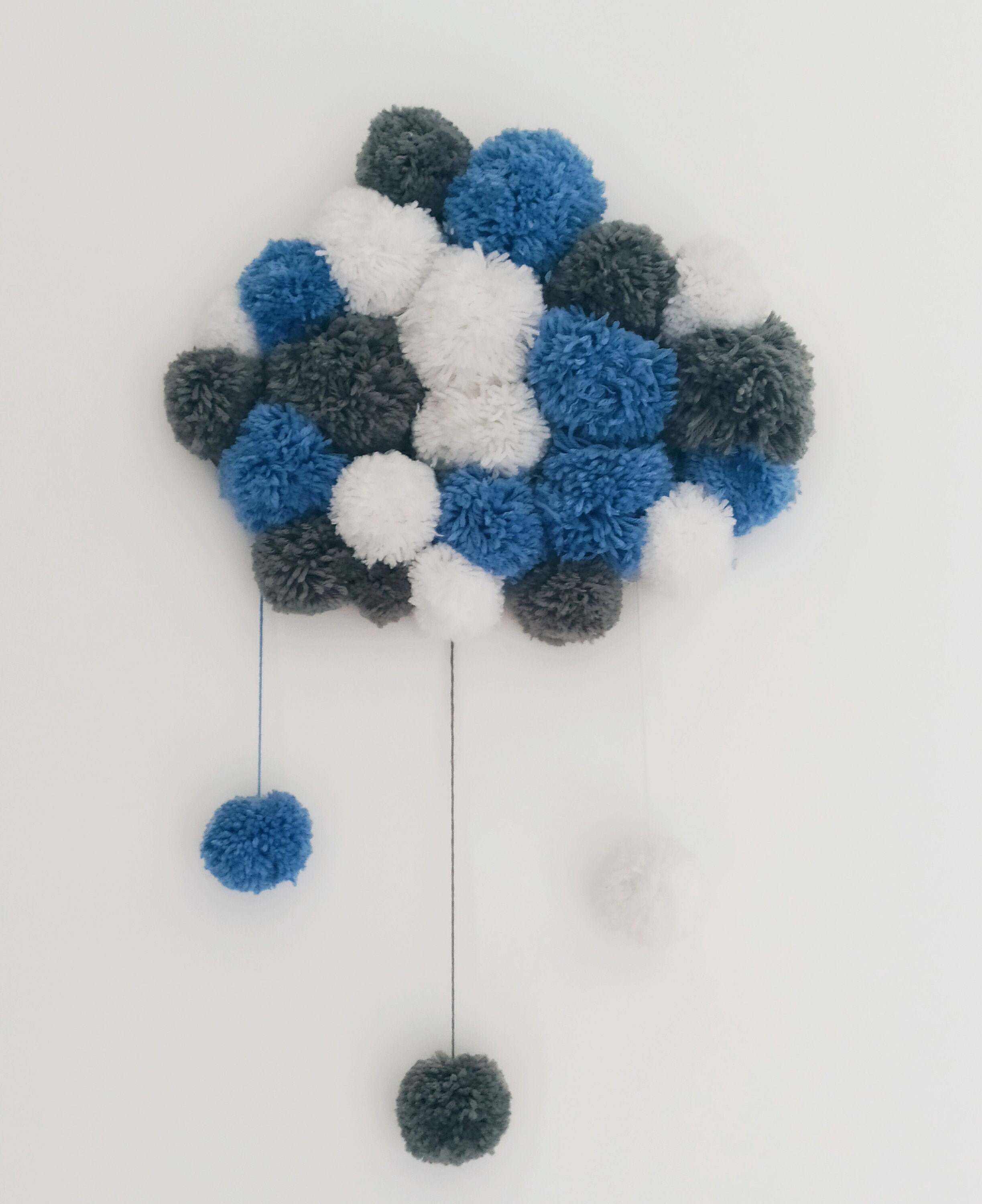 Nuage en Pompons Pour Bébé