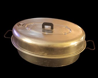 Vintage Wear Ever 2635 Aluminum Roasting Pan With Lid • Mid Century Roaster • Classic Turkey Roaster • Farmhouse Kitchen Cookware • Retro