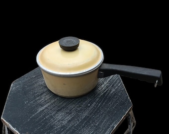 Vintage Club Saucepan Harvest Gold 1970s Mid Century Kitchen Aluminum Cookware Retro Yellow Pot lid