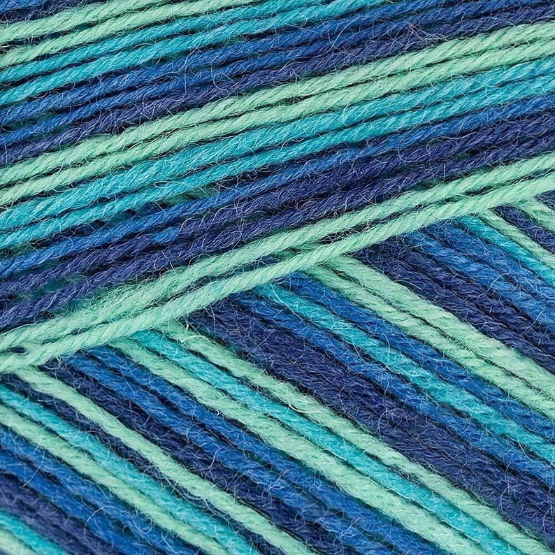 West Yorkshire Spinners signature 4ply sock yarn 100g Blue Lagoon