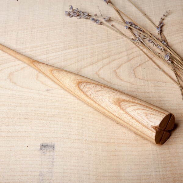 Dealgan / Fearsaid | Drop Spindle | Hand Turned | Ash