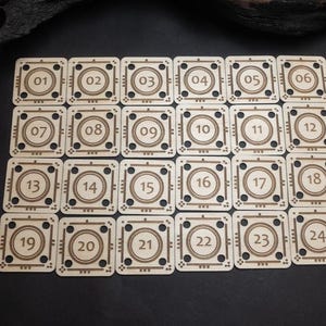 Weaving Tablets | Tablet Weaving Cards | 40mm x 40mm x 1.5mm | 24 x Tablets