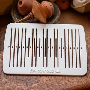 Rigid Heddle | 41 Hole - 7 Pattern Slots | Narrow Band Weaving | Backstrap Weaving