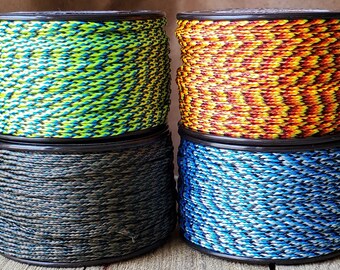 Cordón de nailon trenzado Micro ParaCord, 38 metros (125 pies), fabricado en EE. UU. Cordón de paracaídas pequeño para joyería y arte de técnicas mixtas de 1,18 mm.