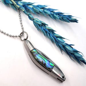1 3/8&quot; abalone-achtig mes miniatuur kleine sieraden en mixed media arts supply item, sleutelhanger, mes bedelhanger