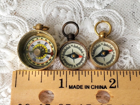 Tiniest Brass Compass READ DESCRIPTION Rustic 15mm & 20mm Mini Compass,  Pendant, Charm, Steampunk, Finding Your Way Jewelry Supply 
