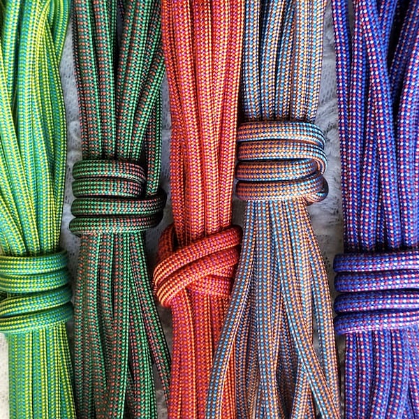 COLOR CHANGING 550 size 3/32 (4mm/.16") Paracord  Made in USA Nylon Parachute Cord Lanyards Key Chains Iridenscent Chromaflair Pearlescent