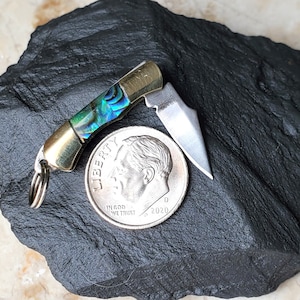 Miniature Paua Abalone Knife, 1&quot; (CLOSED) Knife, Key Ring Knife, Zipper Pull, Small Folding Pocket Knife, Jewelry Supply