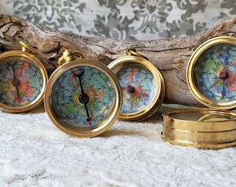 Compass Working  45mm (1 5/8") Magnetic Compass READ DESCRIPTION  Solid 1.3oz Brass Pendant Rainbow Multicolored Heavy Brass Compass