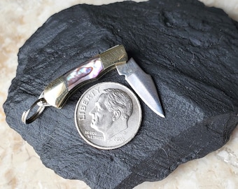 Coltello in miniatura da 2,5 cm, coltello tascabile funzionante, ciondolo, tirazip, portachiavi, coltelli in miniatura in osso e madreperla