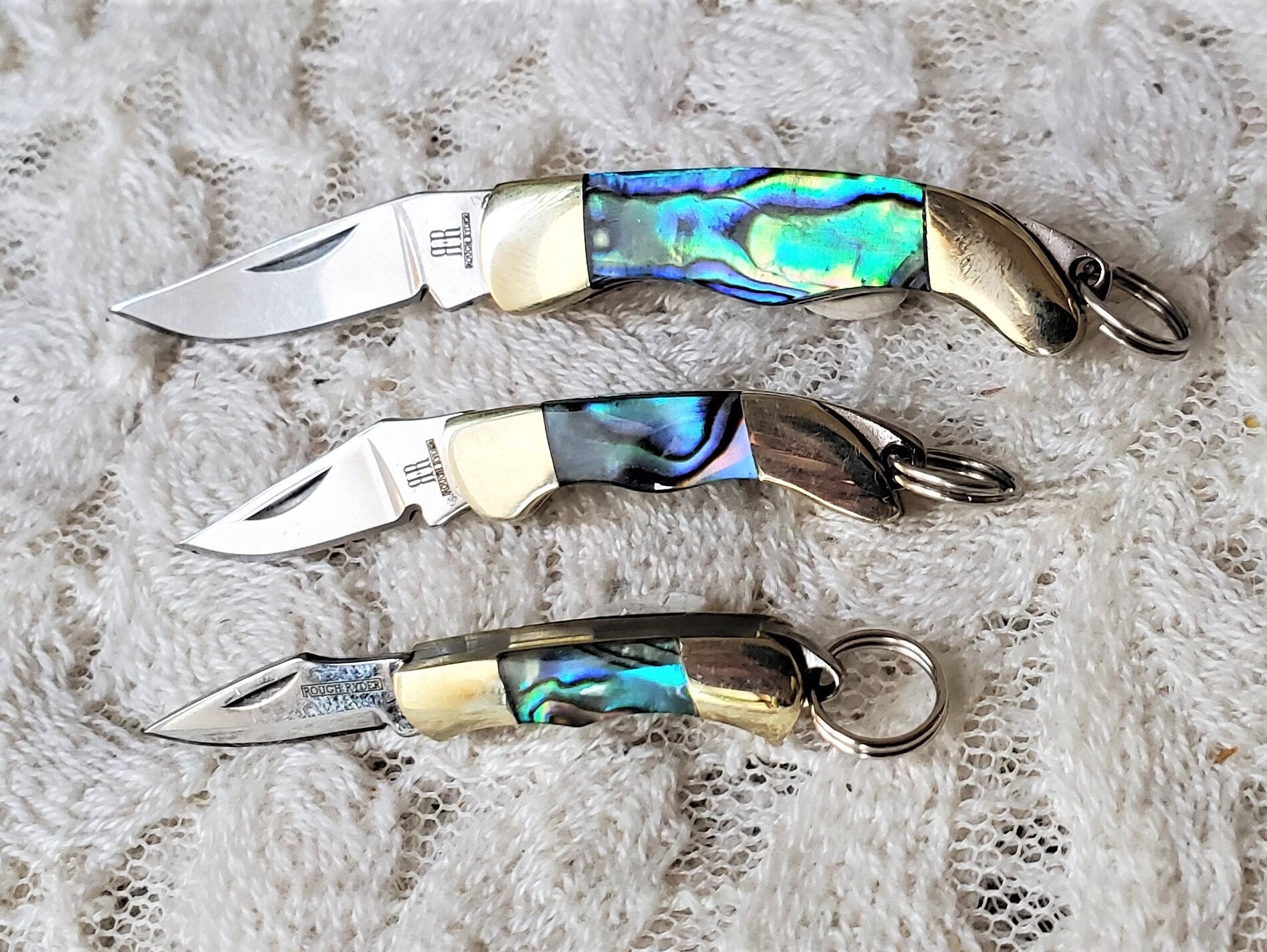 Miniature Knife 1 BULK Option Mother of Pearl Abalone Bone Working Mini  Knife Tiny Folding Knife Charm Pendant Jewelry Supply 