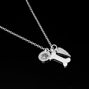 Dog Memorial Necklace, Paw Print Pet Loss Dog, Pet Angel Wing, Silver Animal Loss Necklace, Loss of a Pet Gift, Memory of a Dog, Doggie Gift