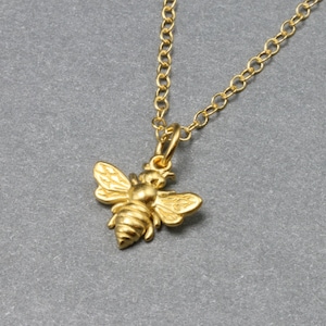 Gold Bee Charm Necklace, Queen Bee Jewelry, Save the Bees Gift, Minimal Charm Necklace, Teacher Appreciation Gift, Bumble Bee Necklace